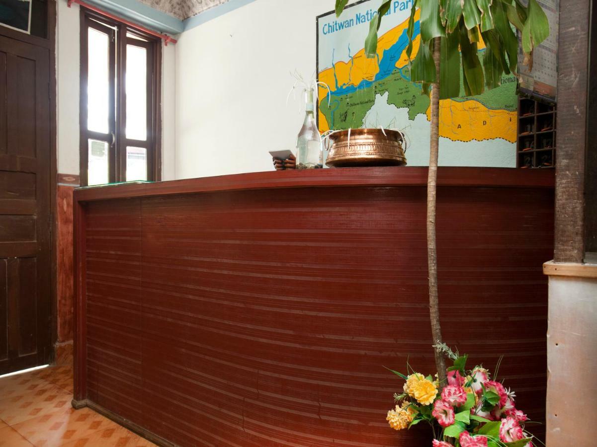 Spot On 486 Hotel Holy Lodge Sauraha Ngoại thất bức ảnh
