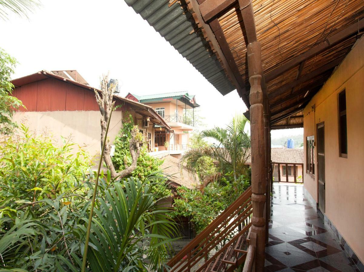 Spot On 486 Hotel Holy Lodge Sauraha Ngoại thất bức ảnh